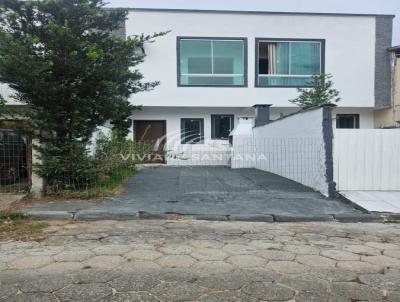Sobrado para Venda, em Florianópolis, bairro São João do Rio Vermelho, 2 dormitórios, 1 banheiro, 1 vaga